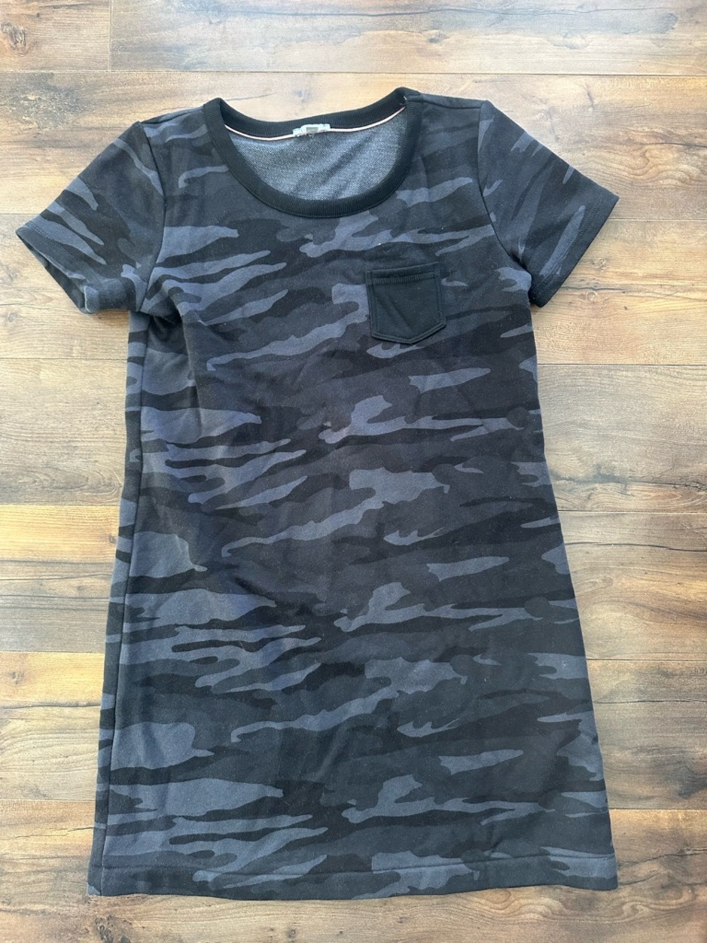 Talbots Black Camo Tee Dress Pocket Stretch Casual Athleisure